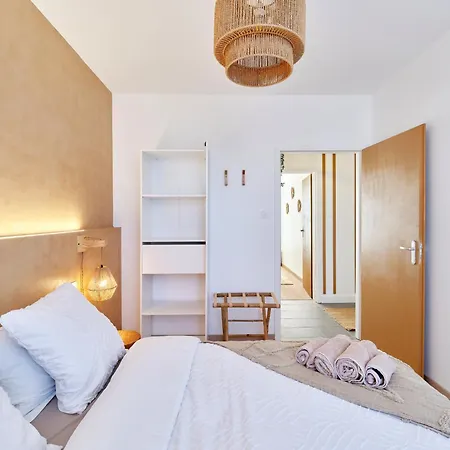 Apartman 2br Near Centre - Boho Style, Hidden Room, Free Parking