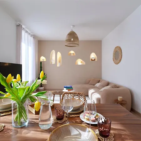 2br Near Centre - Boho Style, Hidden Room, Free Parking Apartman Colmar