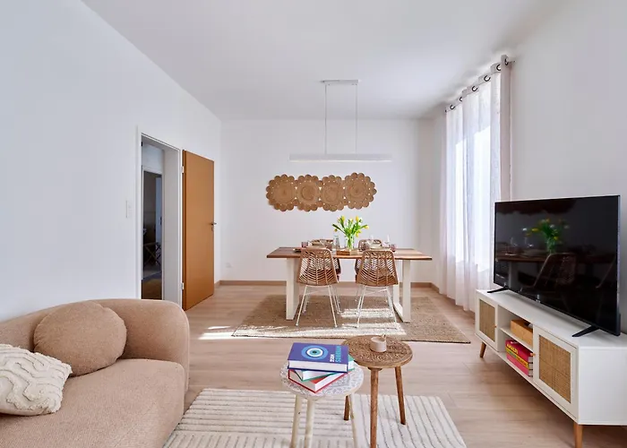 2br Near Centre - Boho Style, Hidden Room, Free Parking * Colmar